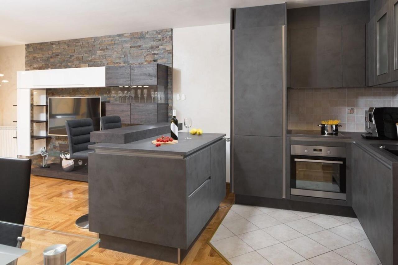 Luxury Apartments Casablanca/Vivaldi Pula Eksteriør billede